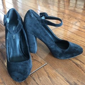 Black velvet heels